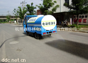电动洒水车