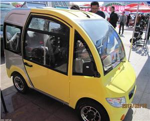 北京盛世隆48v电动老年代步车，全封闭三轮车