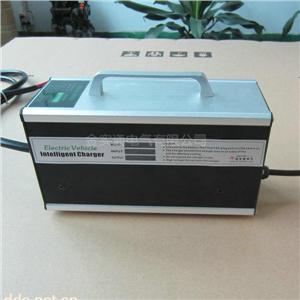 72V48V36V24V12V蓄电池充电机器 便携式充电器