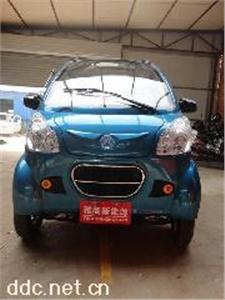 省电节能老年代步车