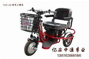 防侧翻电动三轮车