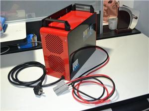 5KW 70A电动汽车充电机