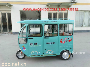 微型电动轿车