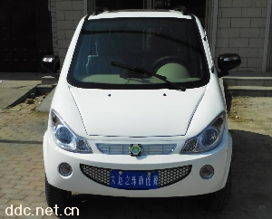 新能源电动轿车