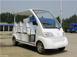 河南洛阳白色八座电动观光车