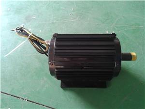 工业用中置电机